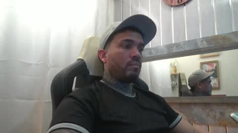 Snapshot of angellatino0 chatting on 11/02/25, 03:09 angellatino0 online show from 11/02/25, 03:09