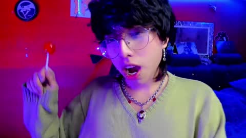 Angel  online show from 12/22/24, 04:06