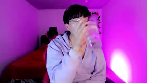 Angel  online show from 11/26/25, 07:37