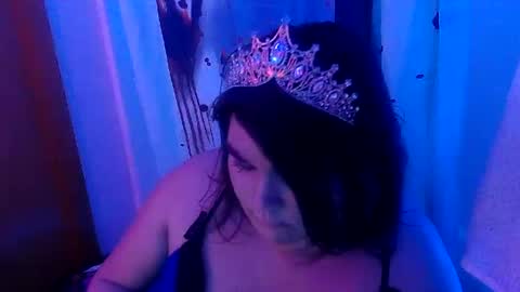 angellove417316 online show from 12/06/24, 12:38