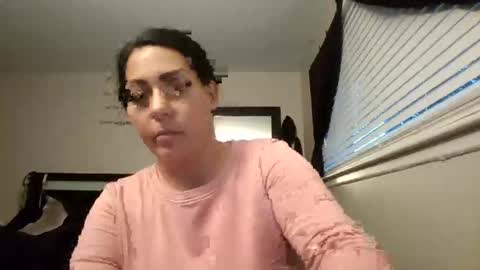 Angel Marie online show from 10/25/25, 10:37