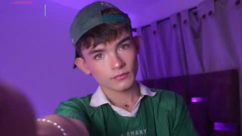 Angelo I work from home this is my room  online show from 03/09/26, 03:54