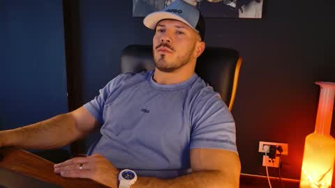 BlackWolf online show from 10/29/25, 02:08