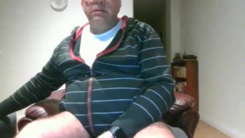 angelor01 online show from 11/30/25, 11:03