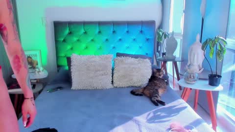 Snapshot of angelpeach_ chatting on 01/31/25, 01:23 Angel online show from 01/31/25, 01:23