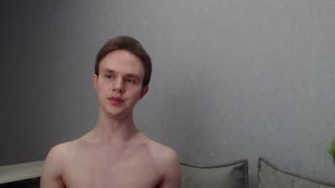 Angel online show from 02/05/25, 12:17