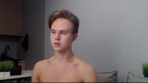 Angel online show from 10/13/25, 08:03