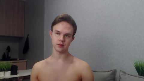 Angel online show from 04/06/26, 08:48