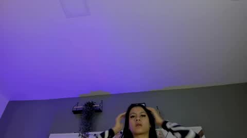 Snapshot of angelsavage__ chatting on 05/18/26, 11:38 Angel 3 online show from 05/18/26, 11:38