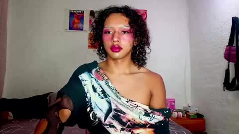   online show from 02/12/25, 06:40