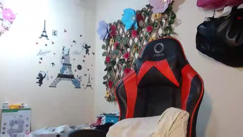 angelsexhotlatin online show from 10/04/25, 03:37