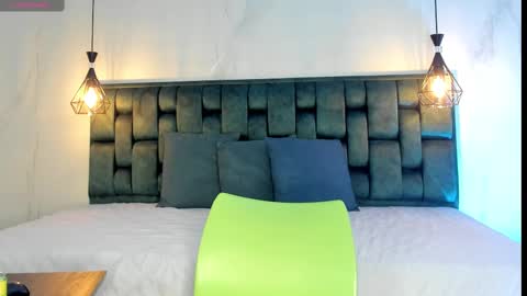 ANGIE online show from 09/24/25, 01:03