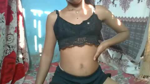 Snapshot of angeltta69 chatting on 09/14/25, 12:59 angeltta69 online show from 09/14/25, 12:59
