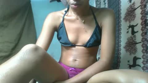 Snapshot of angeltta69 chatting on 09/26/25, 06:56 angeltta69 online show from 09/26/25, 06:56