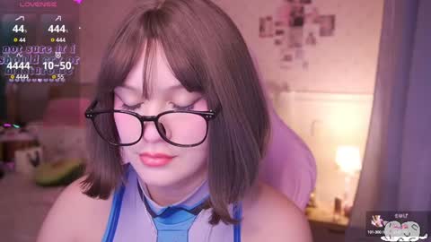 Snapshot of angelytaxx chatting on 02/01/25, 05:18 Angel online show from 02/01/25, 05:18