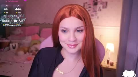 Snapshot of angelytaxx chatting on 02/26/25, 06:26 Angel online show from 02/26/25, 06:26