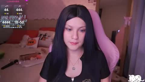 Snapshot of angelytaxx chatting on 09/27/25, 07:02 Angel online show from 09/27/25, 07:02