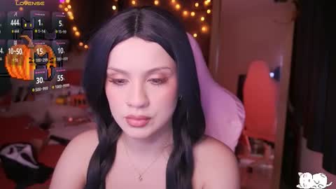 Snapshot of angelytaxx chatting on 10/20/25, 07:20 Angel online show from 10/20/25, 07:20