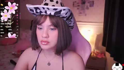 Snapshot of angelytaxx chatting on 02/24/26, 06:44 Angel online show from 02/24/26, 06:44