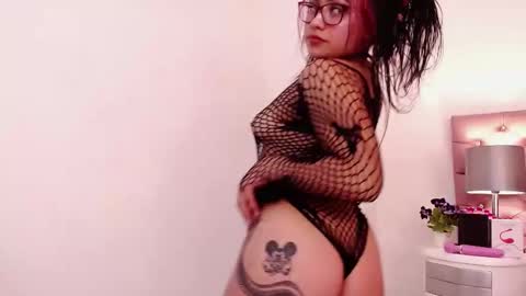 Angie online show from 02/23/25, 04:07