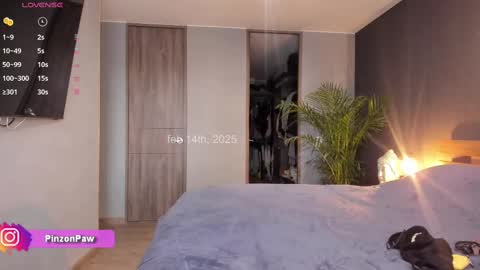 angie online show from 02/14/25, 08:37