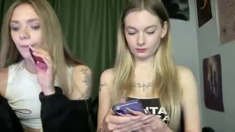 Natasha Angine online show from 11/26/25, 01:56