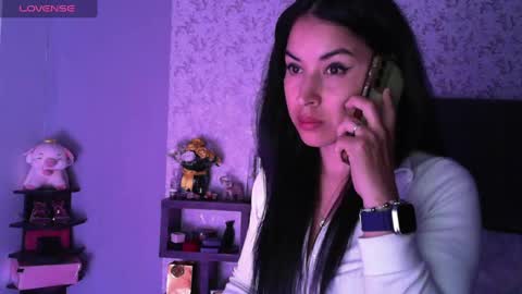 Snapshot of angiebaxter chatting on 02/01/25, 04:14 Angiebaxt online show from 02/01/25, 04:14