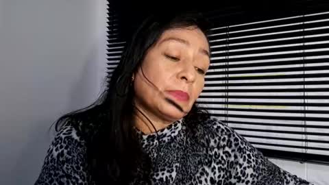 Snapshot of angiessita chatting on 02/13/25, 12:35 Angie online show from 02/13/25, 12:35