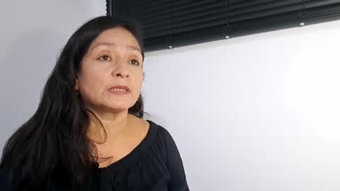 Snapshot of angiessita chatting on 02/21/25, 01:00 Angie online show from 02/21/25, 01:00