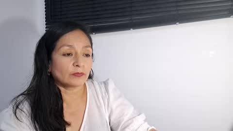 Snapshot of angiessita chatting on 02/26/25, 03:21 Angie online show from 02/26/25, 03:21