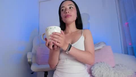 Snapshot of angiiebylpz chatting on 03/09/25, 04:16 violeth lopez online show from 03/09/25, 04:16