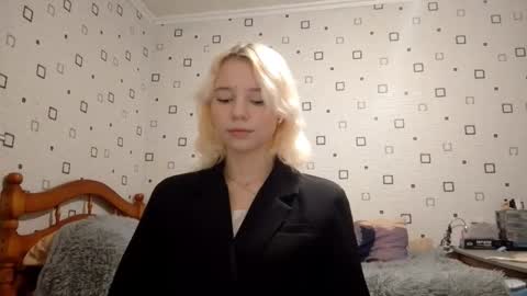 Sofa online show from 12/05/25, 02:14