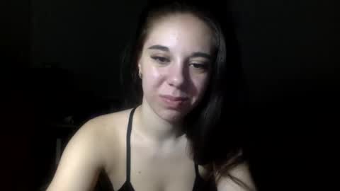 Snapshot of angle_cute05 chatting on 05/18/26, 09:09 Angel Cute online show from 05/18/26, 09:09