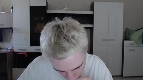 vodka online show from 03/10/25, 07:42