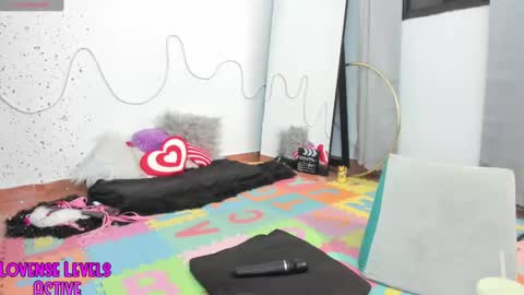 Snapshot of anhala_ chatting on 02/07/25, 02:50 Anhala Rivera online show from 02/07/25, 02:50