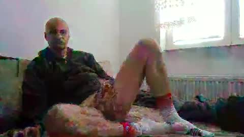 Snapshot of anhel187 chatting on 10/03/25, 09:39 anhel187 online show from 10/03/25, 09:39