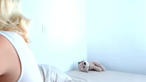 Ania online show from 11/01/25, 06:21