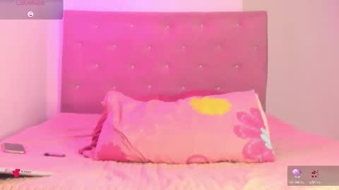 aniaross18 online show from 11/19/25, 03:28