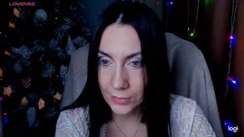 aniela5566 online show from 01/03/25, 12:52