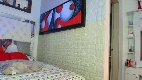 laura  online show from 02/21/25, 04:51