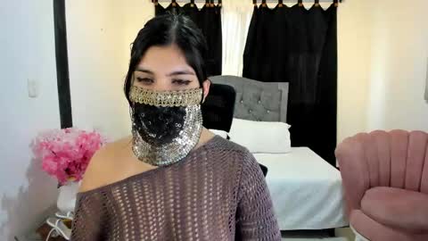 Snapshot of aniisaalii chatting on 04/27/26, 03:43 Anissa online show from 04/27/26, 03:43