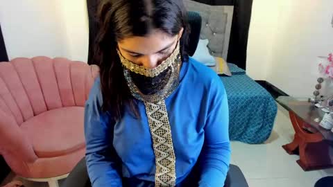 Snapshot of aniisaalii chatting on 05/19/26, 05:30 Anissa online show from 05/19/26, 05:30