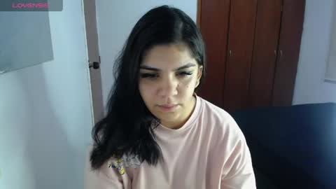 Snapshot of aniisaalii chatting on 06/03/26, 03:53 Anissa online show from 06/03/26, 03:53