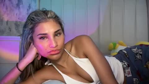 anisha online show from 02/10/26, 10:52