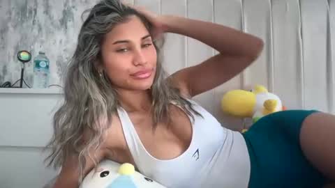 anisha online show from 03/17/26, 09:56