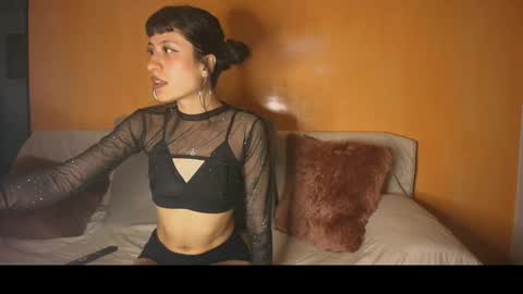 Snapshot of anika_lowen chatting on 02/25/26, 12:53 Anika And Lowen Your Thumbs Up Are Super Important For Us online show from 02/25/26, 12:53