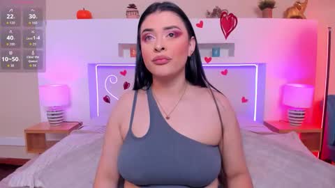 Snapshot of anikaromanof chatting on 02/20/26, 11:43 Anika Romano online show from 02/20/26, 11:43