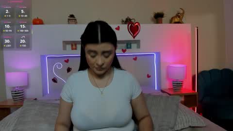 Snapshot of anikaromanof chatting on 02/27/26, 11:32 Anika Romano online show from 02/27/26, 11:32