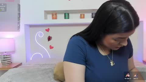 Snapshot of anikaromanof chatting on 03/03/26, 11:27 Anika Romano online show from 03/03/26, 11:27