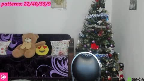 Snapshot of anissyax chatting on 12/11/24, 06:14 AnissyaX online show from 12/11/24, 06:14
